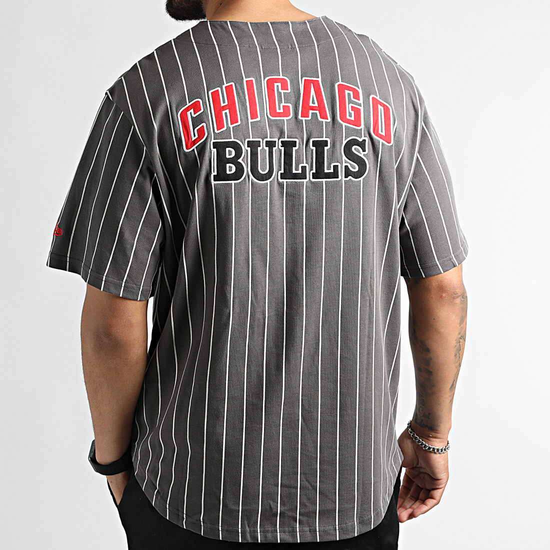 Official New Era Chicago Bulls White Pinstripe Baseball Jersey B124_316  B124_316