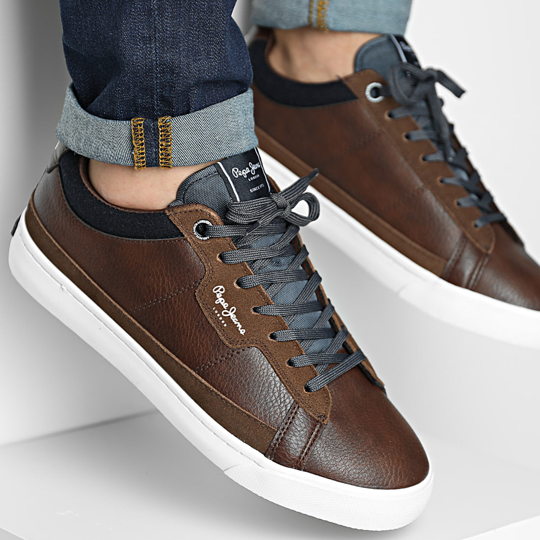 Pepe Jeans Baskets Barry Smart PMS30881 Tan