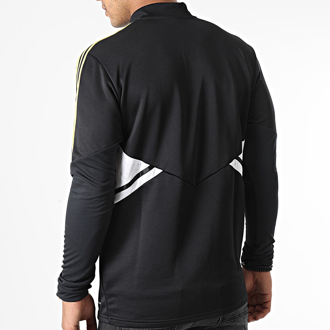 Adidas Sportswear - Sweat Col Zippé A Bandes Juventus HA2641 Noir -  LaBoutiqueOfficielle.com