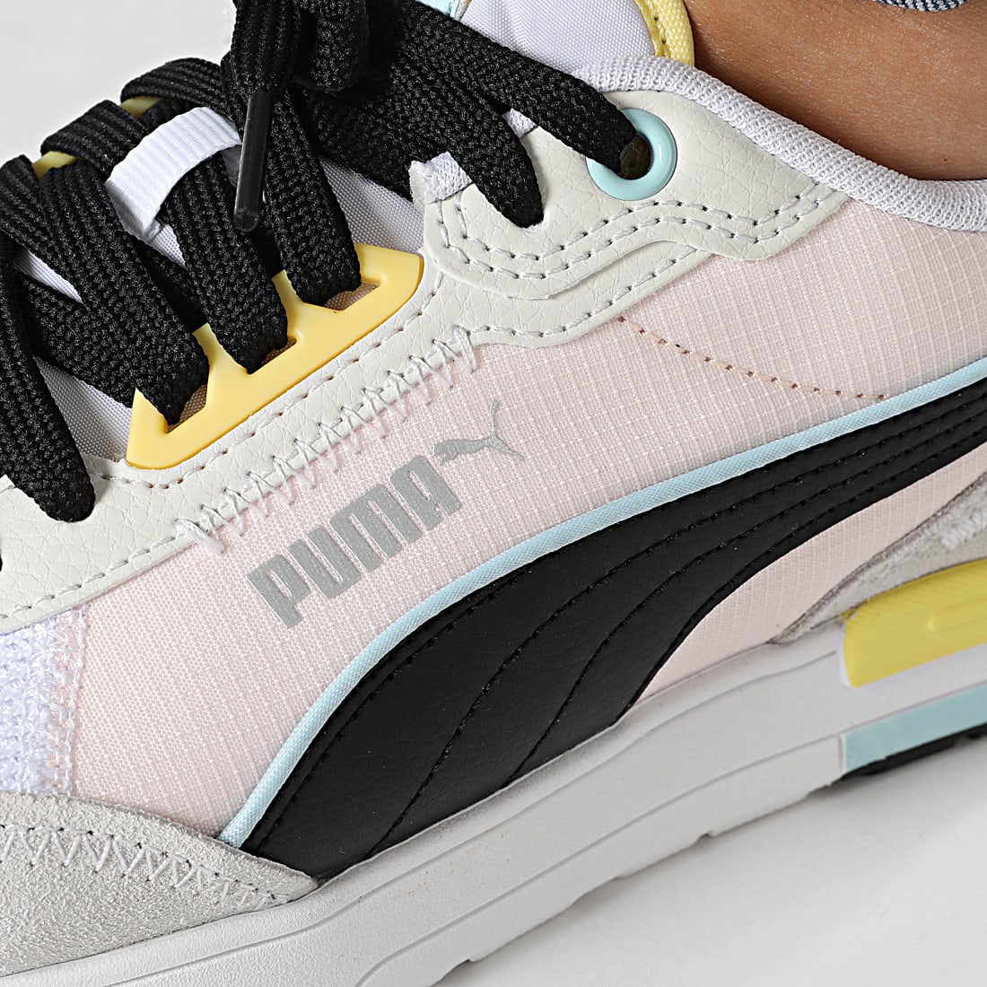 puma trinomic r698 blanche femme