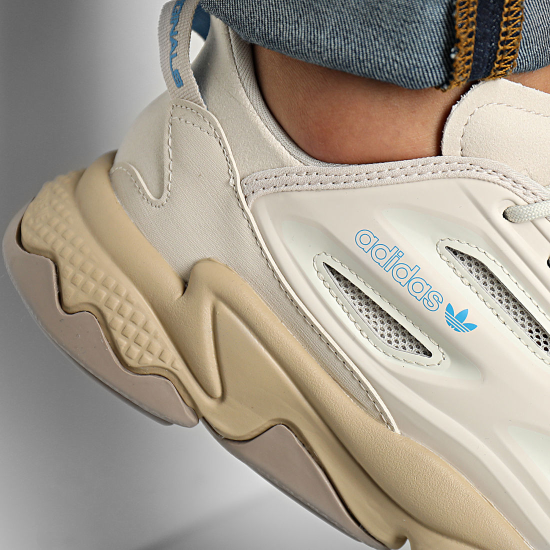 Adidas Originals - Baskets Ozweego Celox GX1866 Aluminium Beige Tone Chalky Brown 