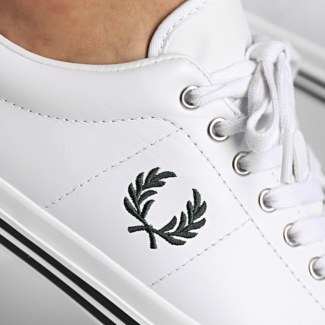 fred perry underspin leather