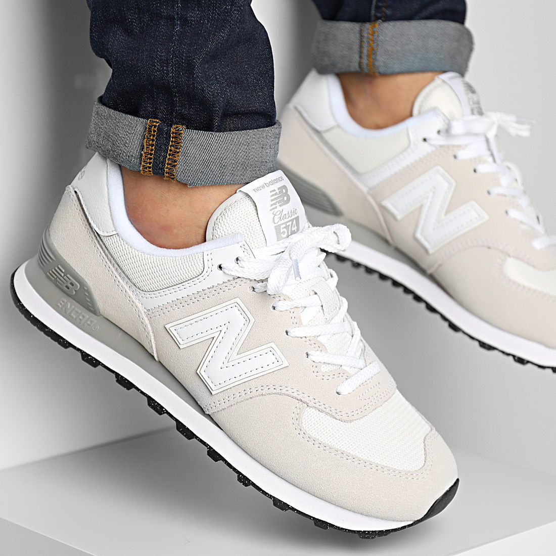 New Balance Baskets Classics 574 WL574EVW White 