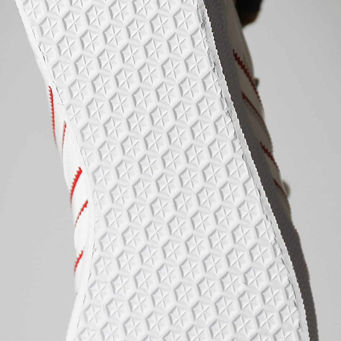 Adidas Originals - Baskets Gazelle GX9882 Footwear White Red Royal Blue - LaBoutiqueOfficielle.com