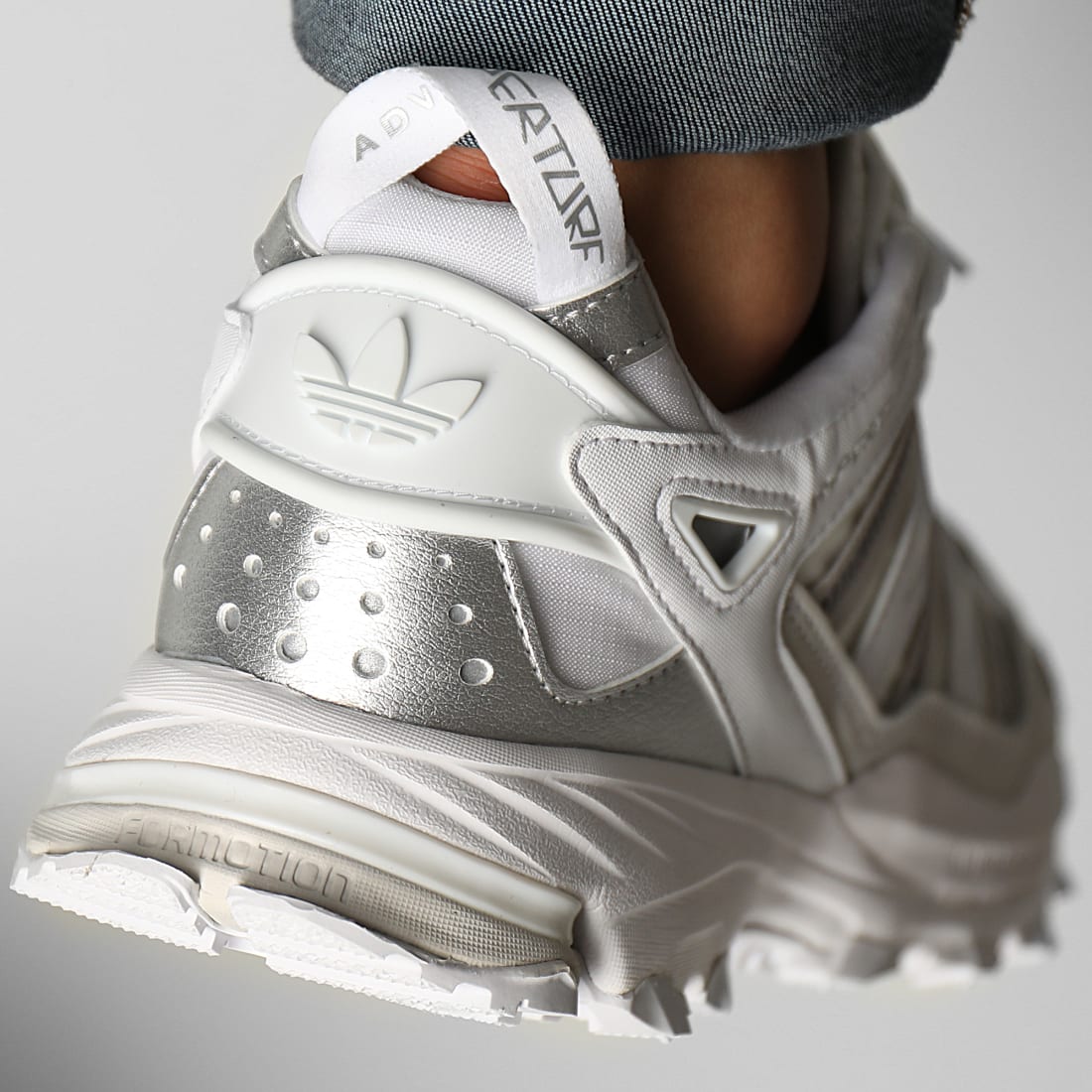 Adidas Originals - Baskets Hyperturf Cloud Silver One Metallic White GY9410 Grey