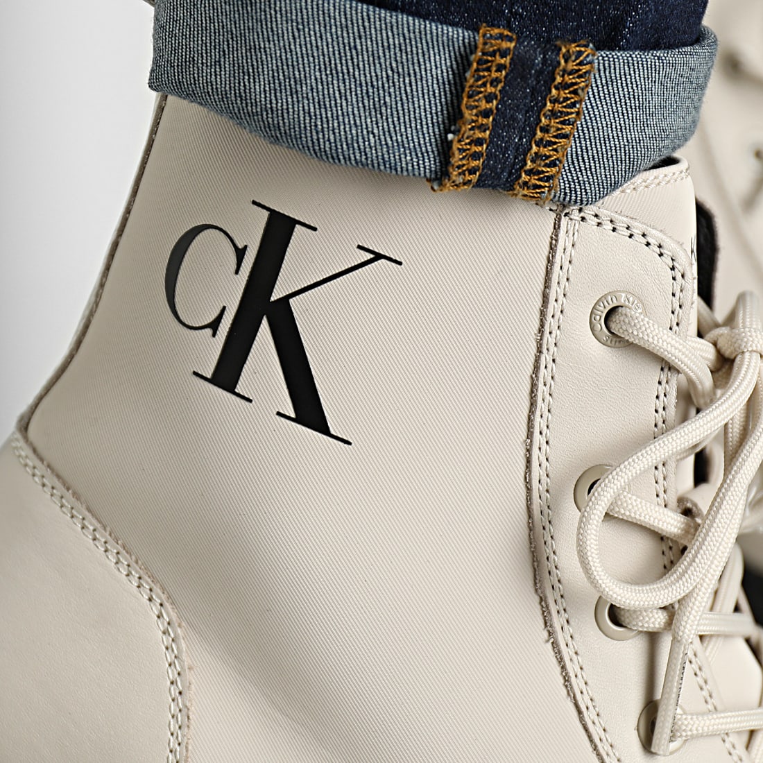 Calvin Klein Boots Lug Lace Up 0562 Eggshell