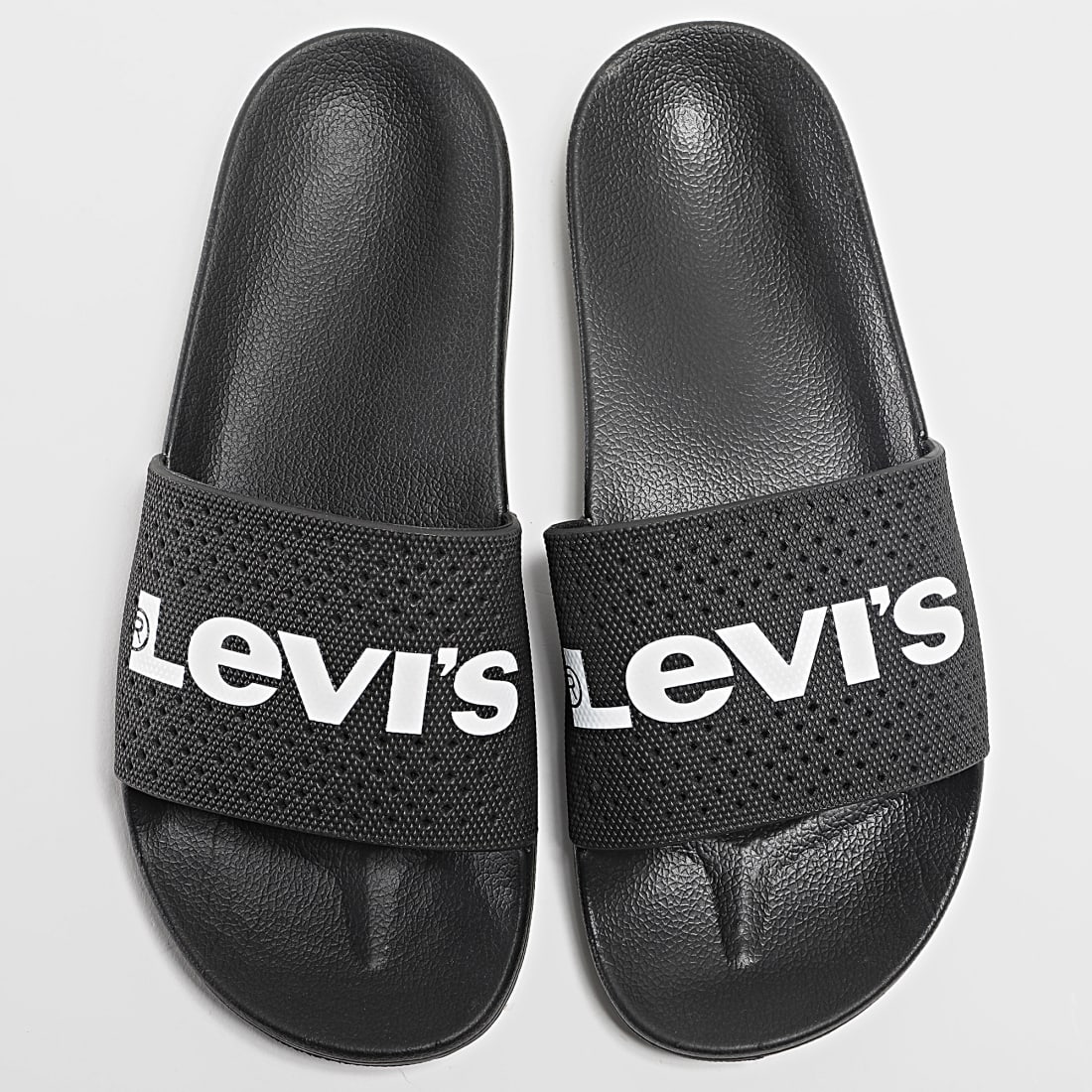 Claquettes levis deals