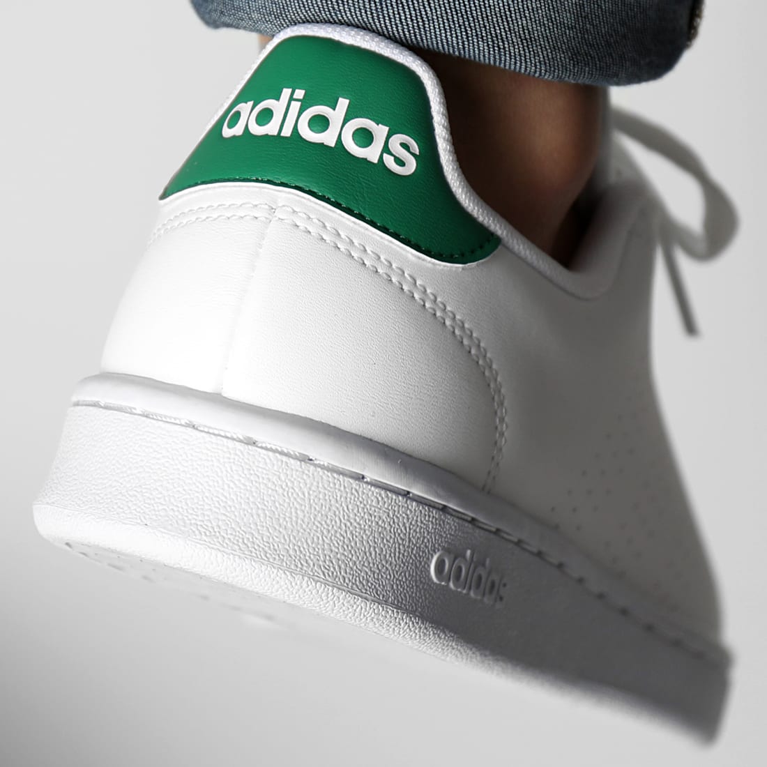Adidas offre shop 5300 chaussures