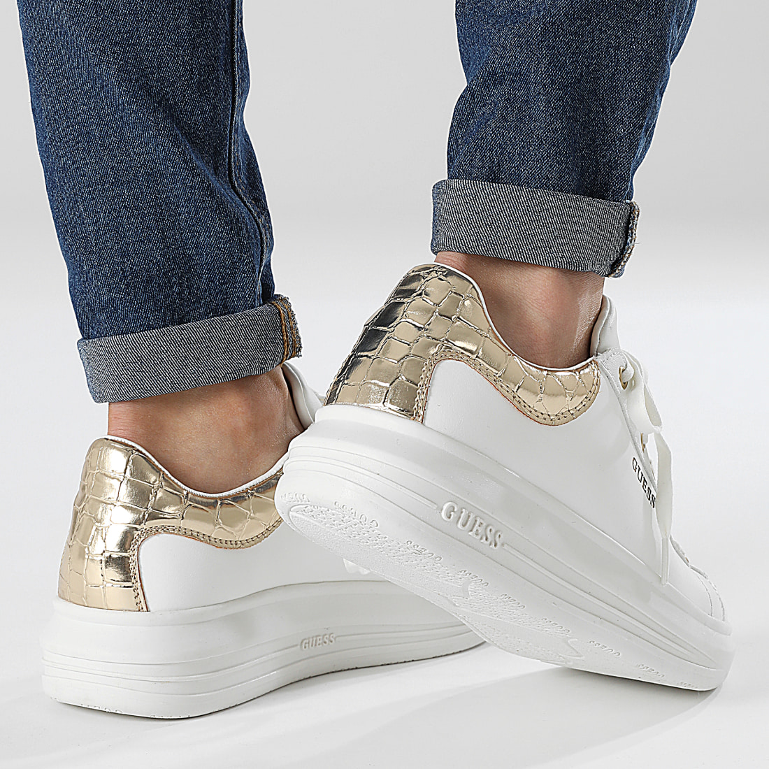 basket guess blanche et or