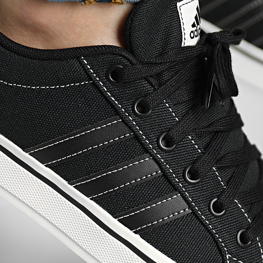 Adidas Sportswear Baskets Bravada 2 HP6020 Core Black Off White