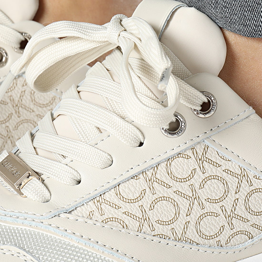 Calvin Klein Baskets Femme Flexi Runner Mono 1437 Dark Ecru Silver