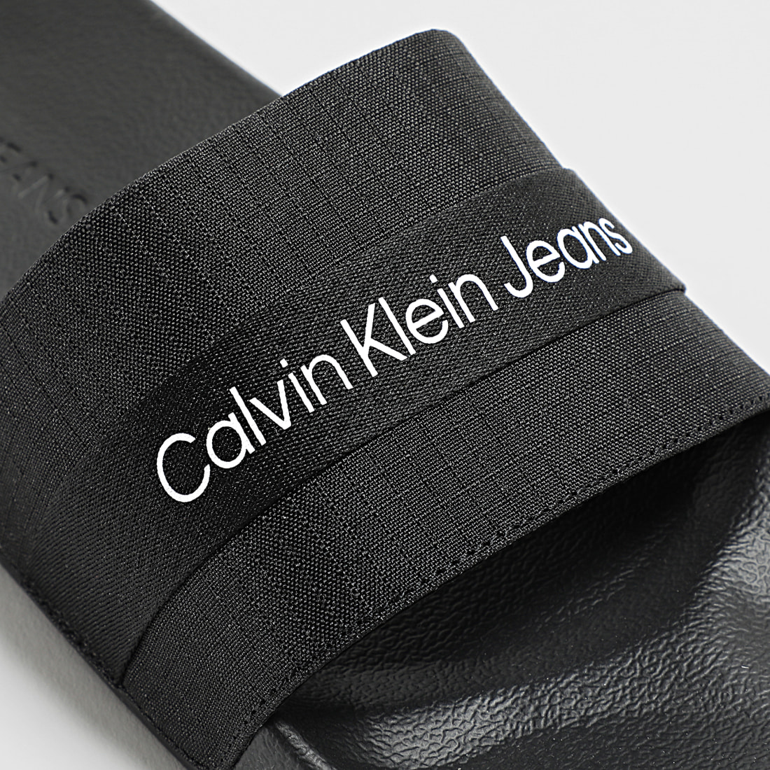 claquettes calvin klein femme