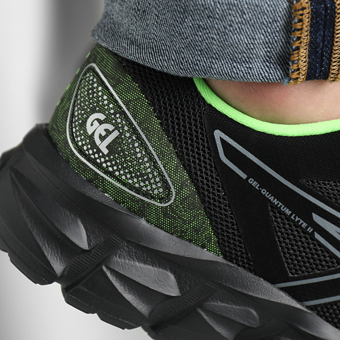 Hummel Energizer HB NEON Handball - Black-Green Gecko, Größe 3