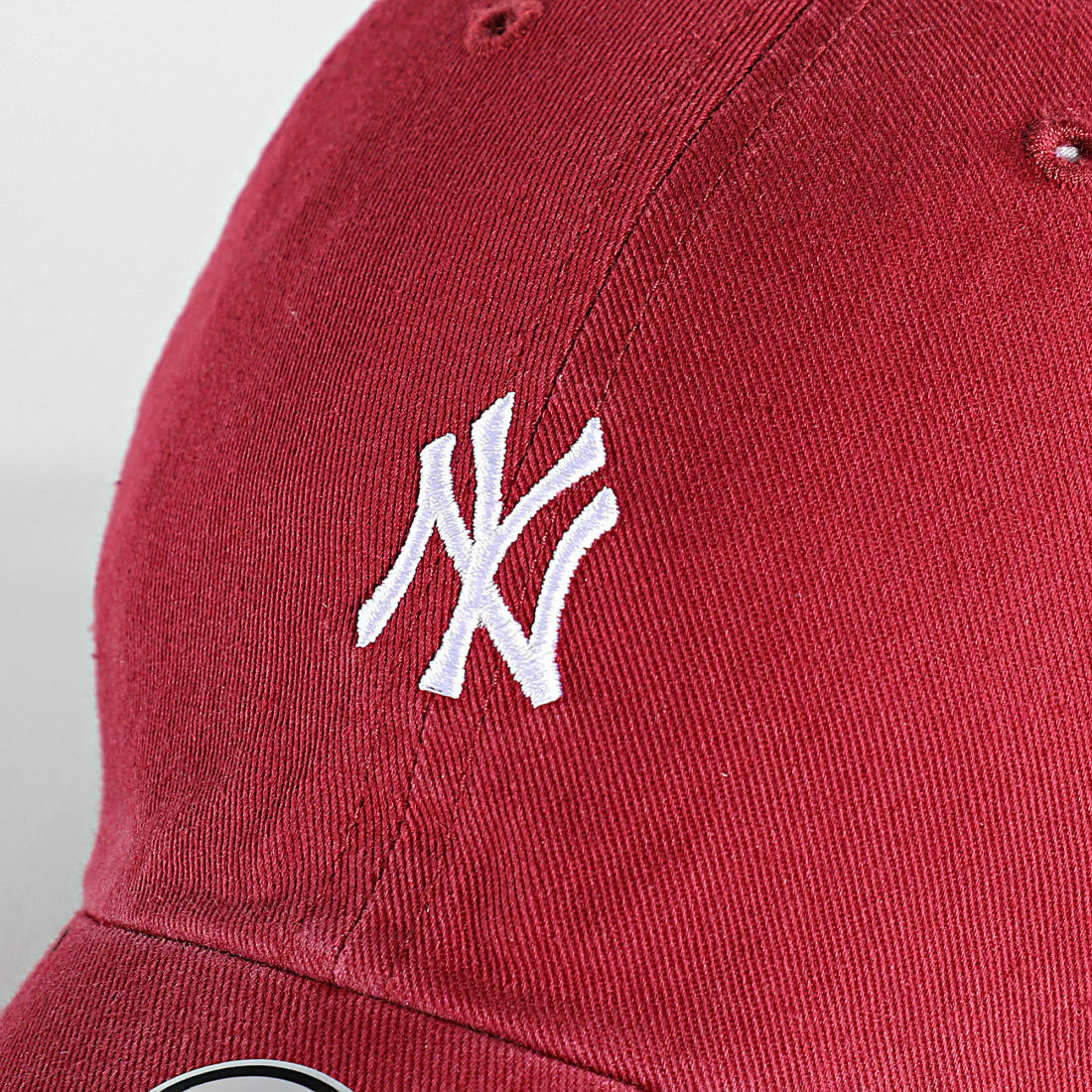 47-brand-casquette-clean-up-mini-logo-new-york-yankees-rouge