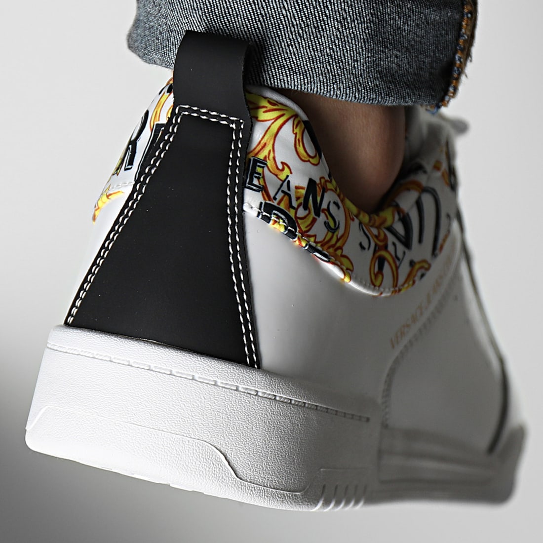 Versace sneakers 219 outlet