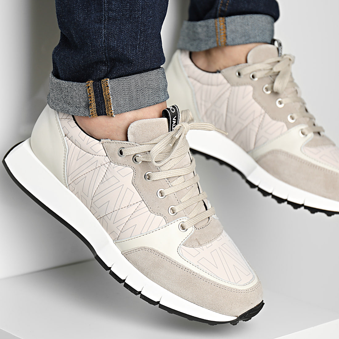 Basket valentino pas cher imitation clearance