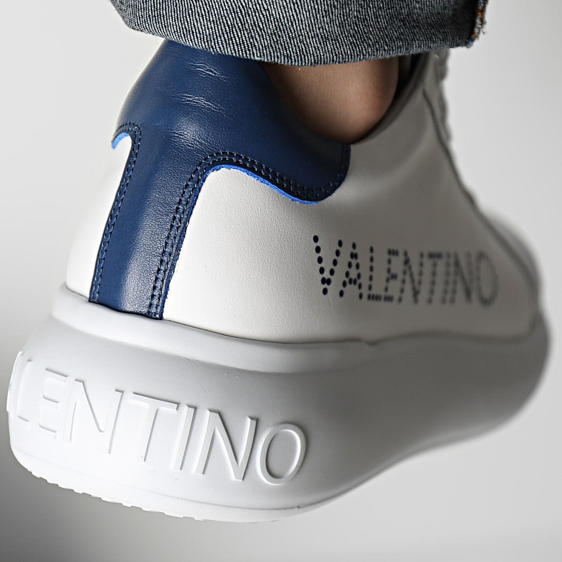 Valentino By Mario Valentino Baskets 95B2302VIT White Blue