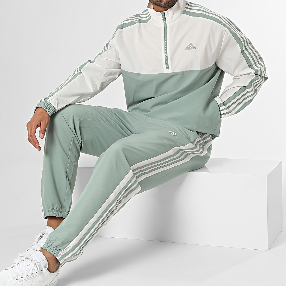 Adidas Sportswear - Ensemble De Survetement A Bandes IC6782 Vert Kaki ...