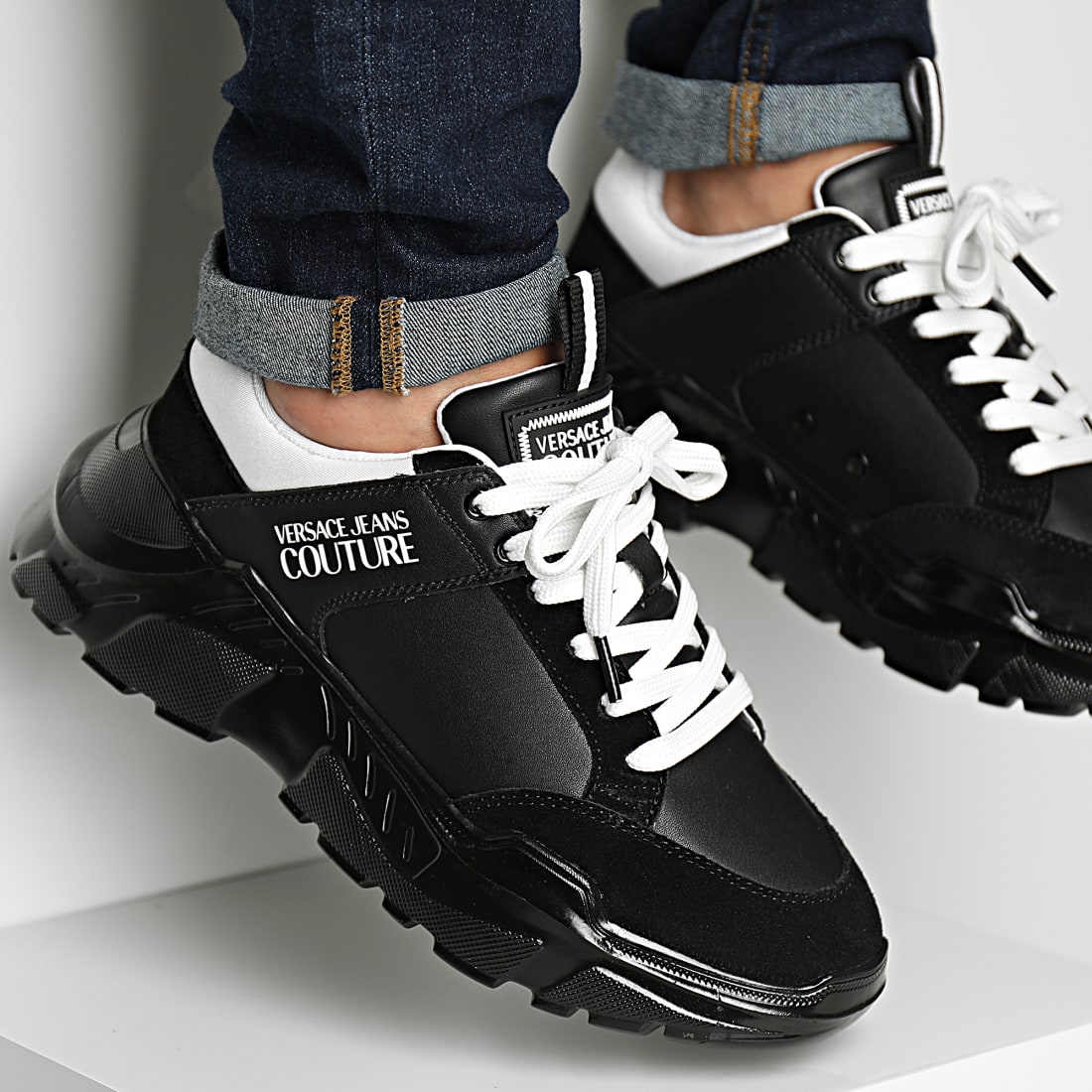 Versace Jeans Couture Baskets Fondo Speedtrack 75YA3SC2 Black White