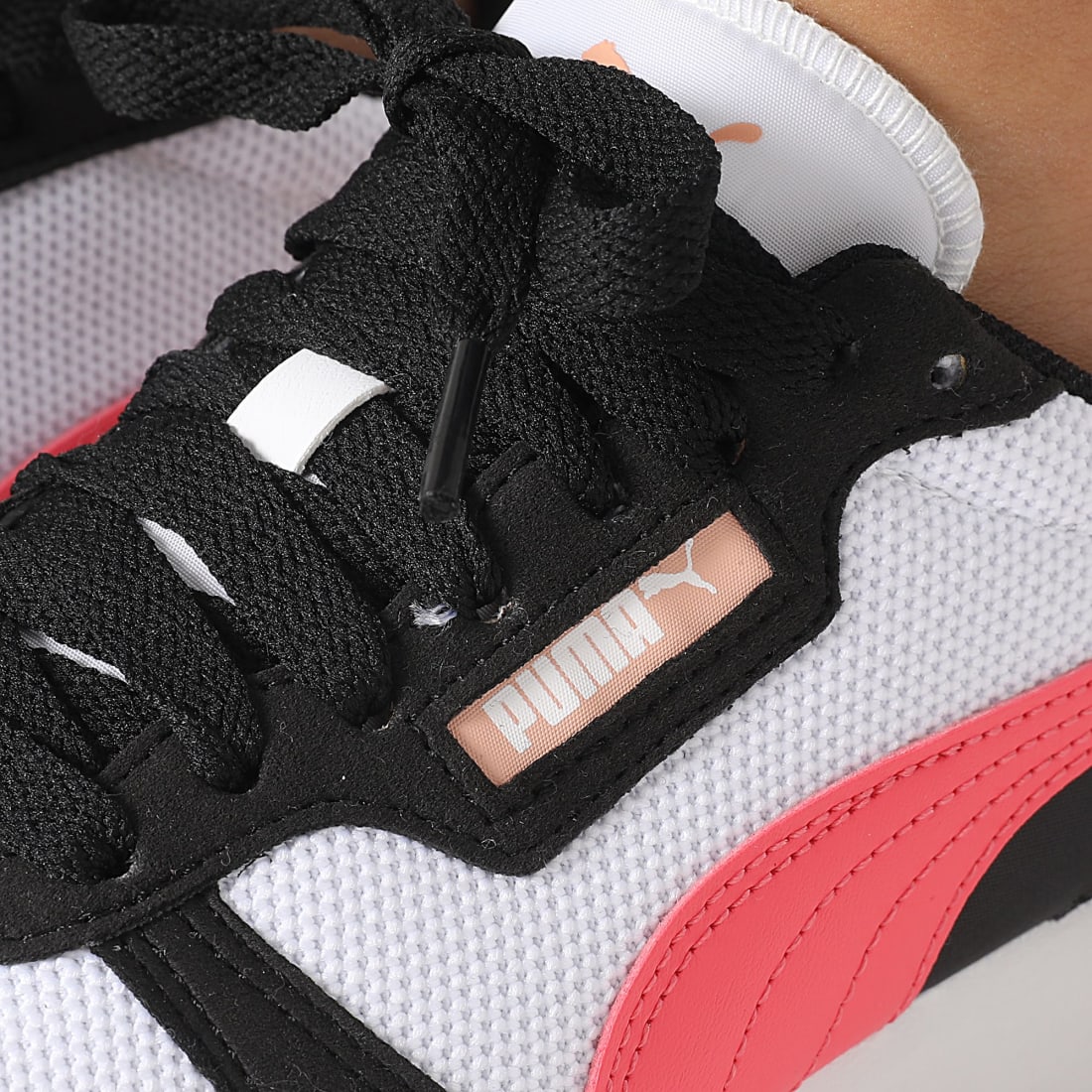 puma noir paillette