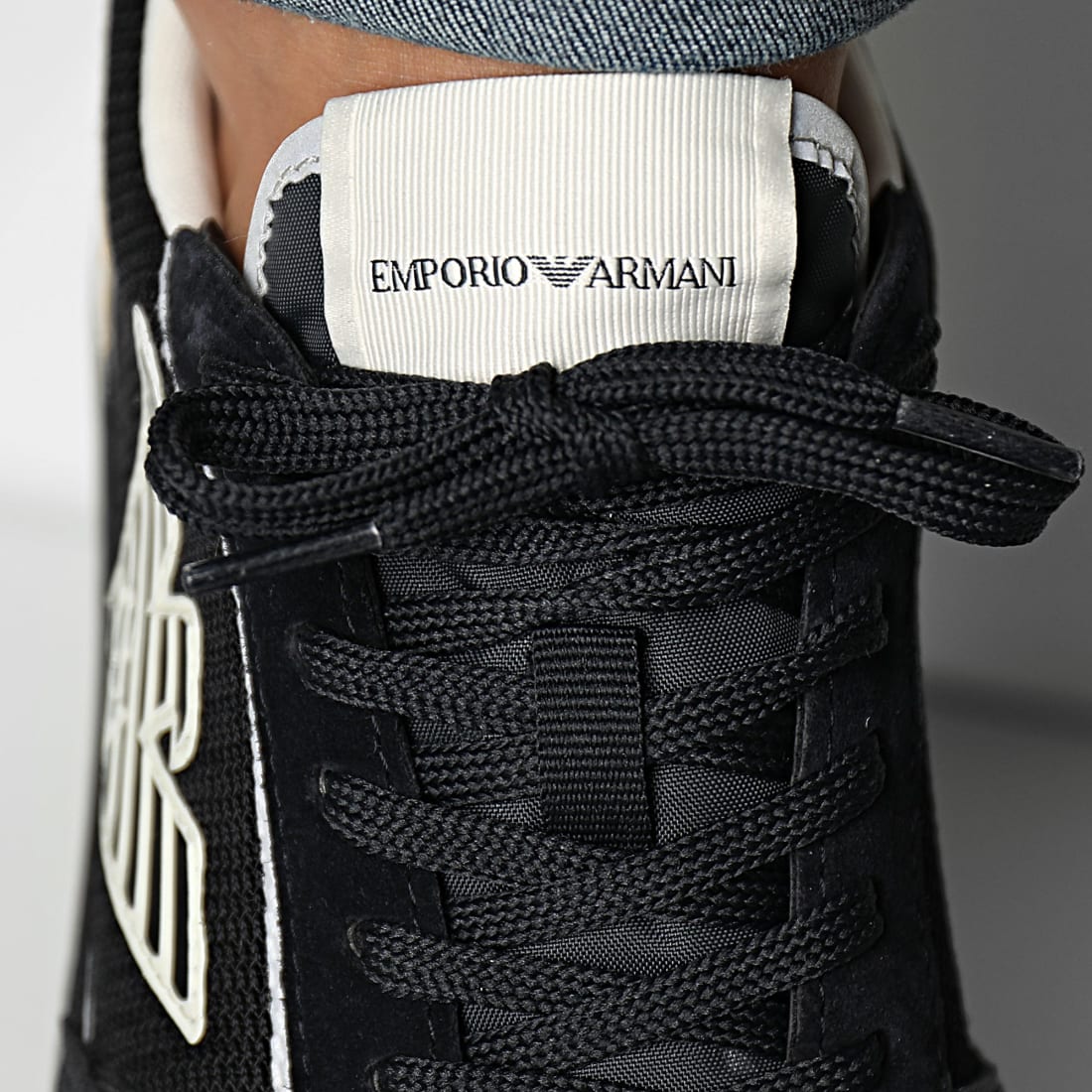 Emporio Armani Baskets X4X537 XN730 Navy Silver Black Vanille