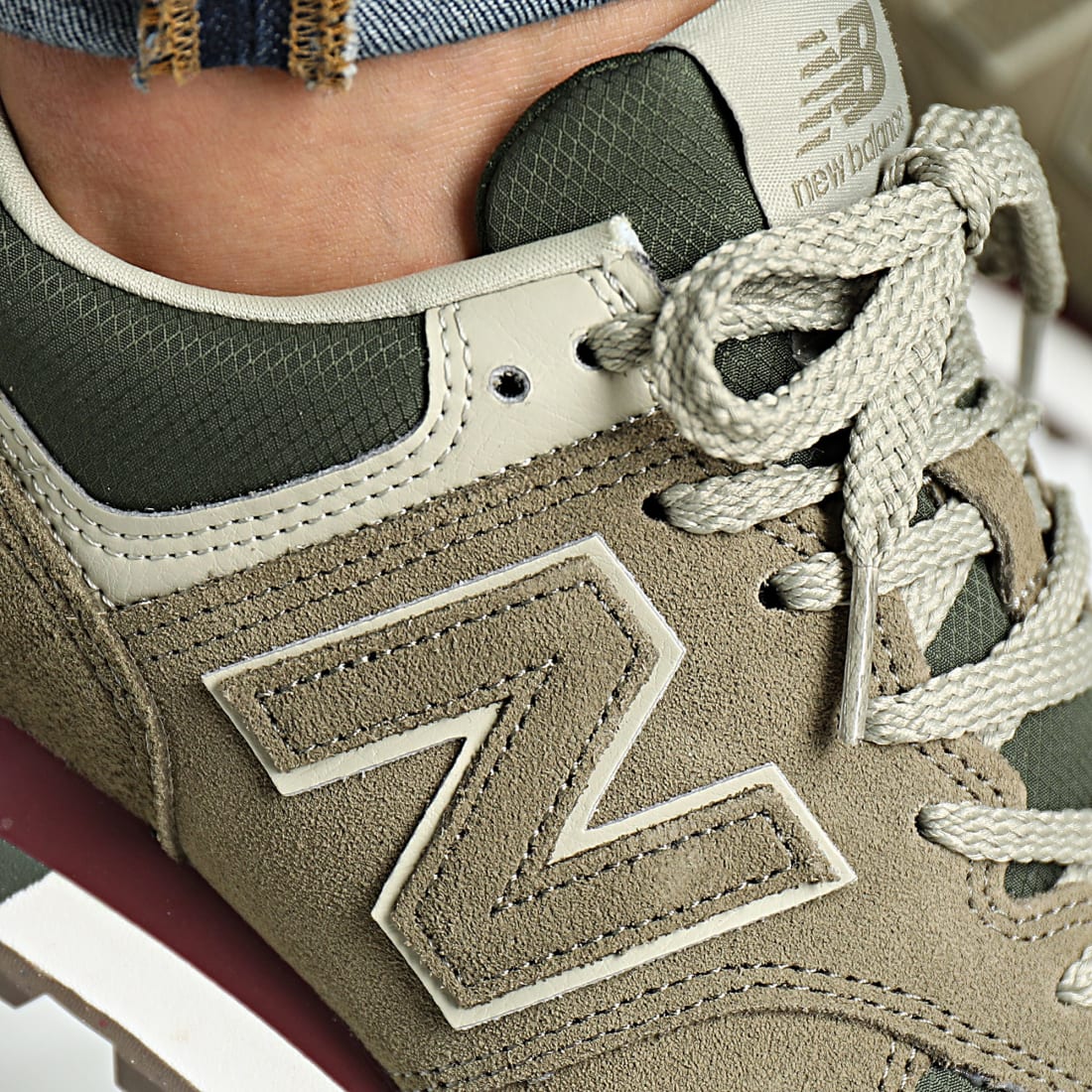 new balance u220 vert