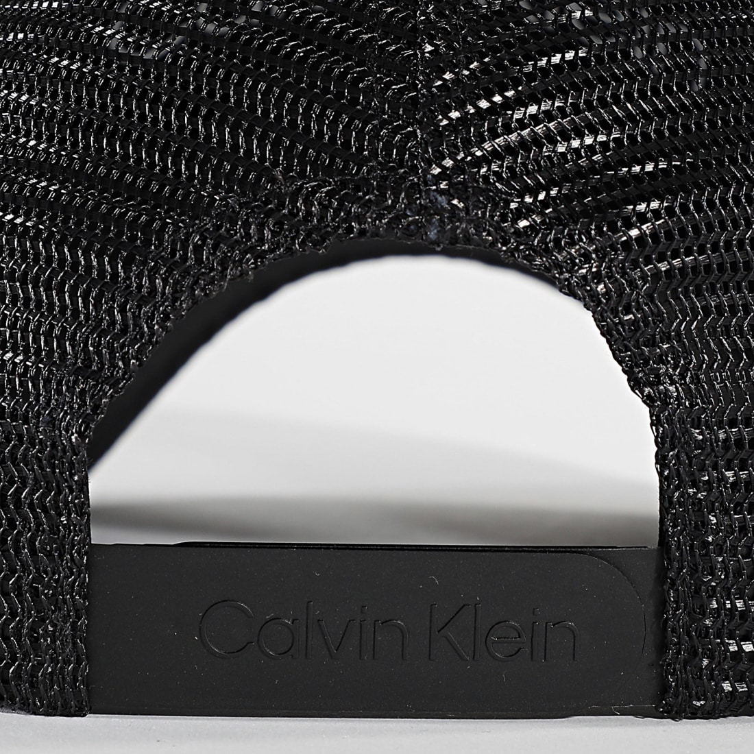 Calvin Klein - Casquette Trucker Tonal Rubber Patch 1287 Noir