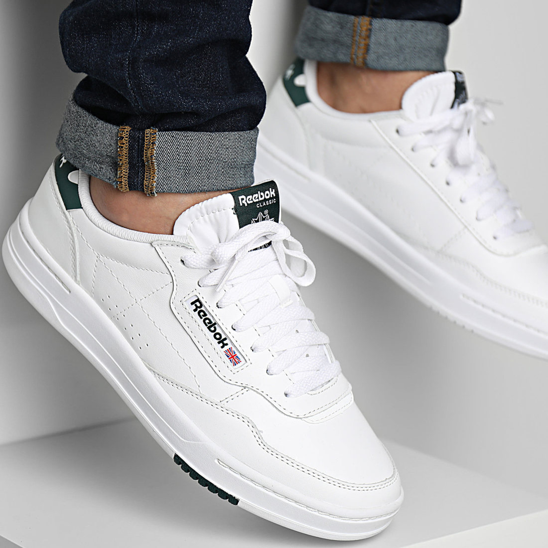 reebok classic vert kaki