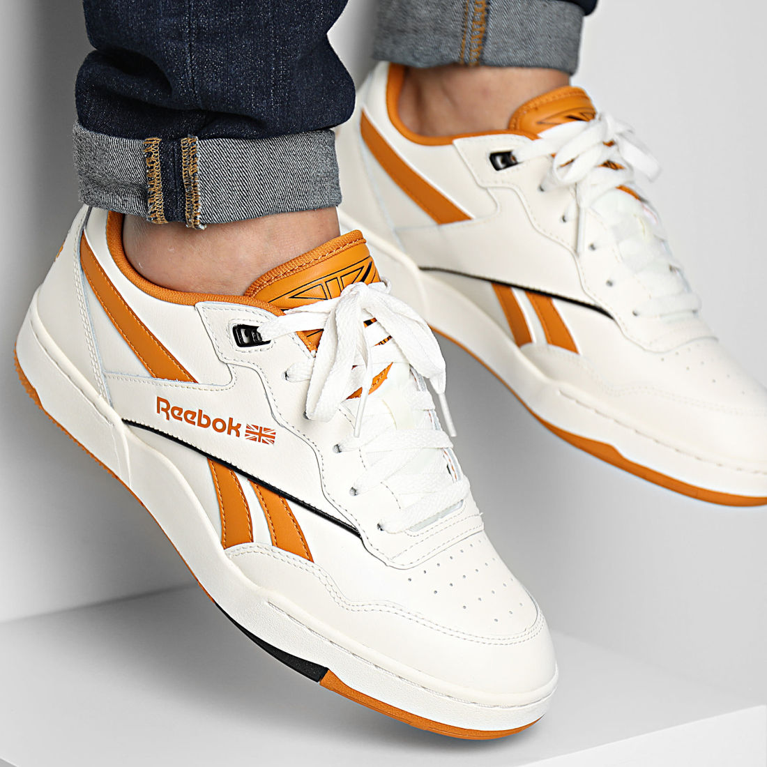 Reebok Baskets BB 4000 II 100033432 Chalk Radiant Ochre Black