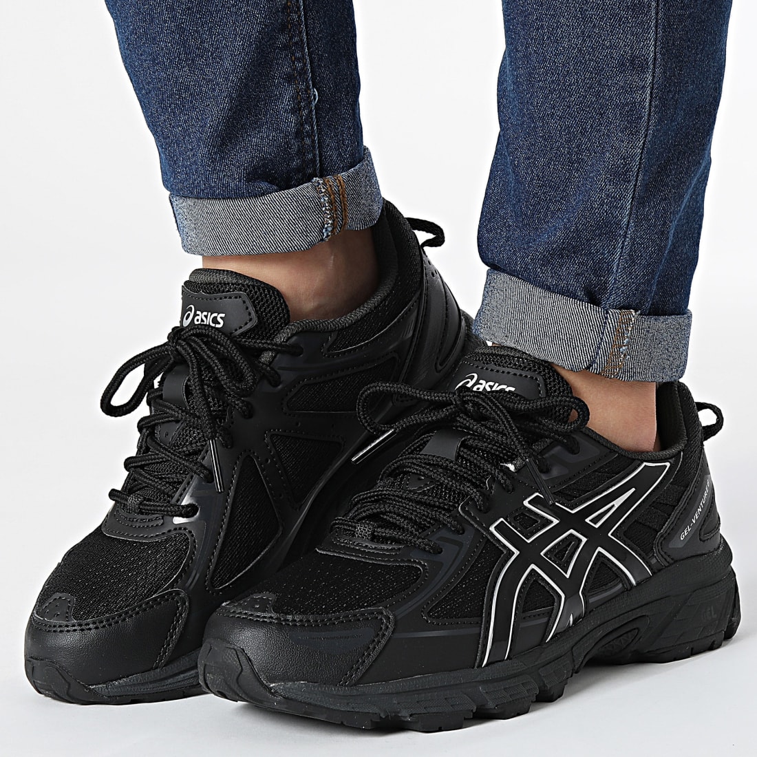 Asics Baskets Femme Gel Venture 6 GS 1204A162 Black