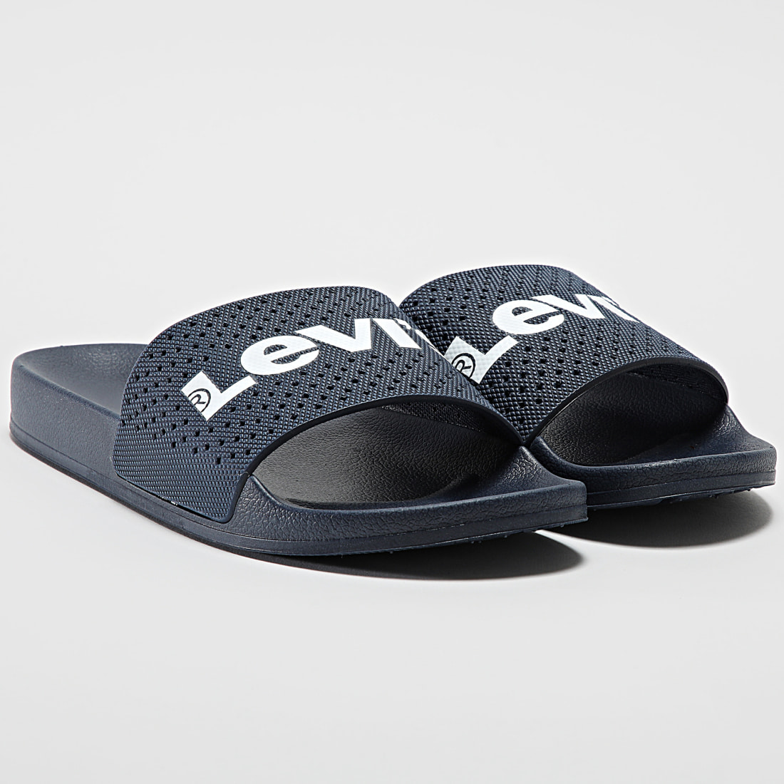 Claquette enfant levis hot sale