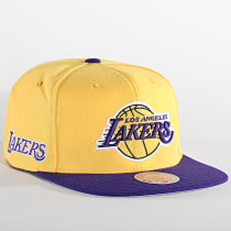 Mitchell and Ness - Casquette Snapback Side Core 2 Los Angeles Lakers Jaune Violet