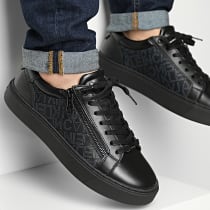 Calvin Klein - Baskets Low Top Lace Up 1059 Outline Mono Black