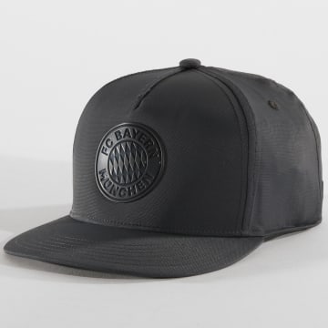 Casquette Vintage Bayern Munich - Bundesliga Meister 2005 - Très Bon état