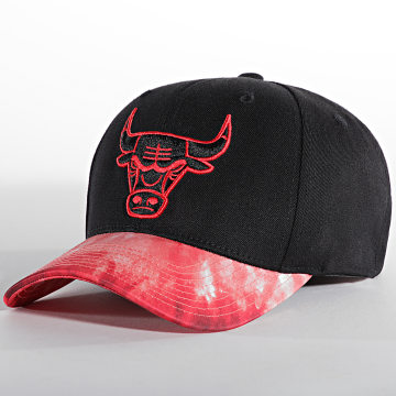  Mitchell and Ness - Casquette Tie Dye Classic Chicago Bulls Noir Rouge