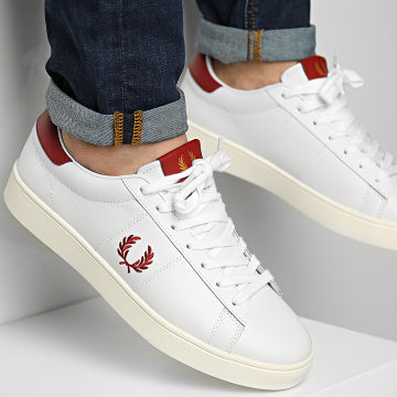  Fred Perry - Baskets Spencer Leather B2333 White Burgundy