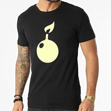 Daymolition - Camiseta con logo grande que brilla en la oscuridad, negra