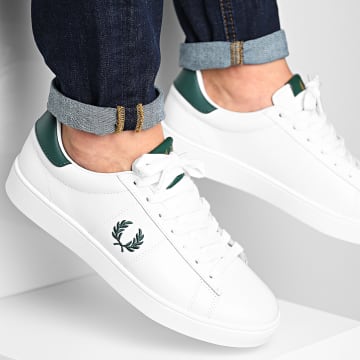  Fred Perry - Baskets Spencer Leather B2333 White Green
