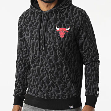  New Era - Sweat Capuche Léopard Seasonal AOP Chicago Bulls 12893093 Noir Gris Anthracite