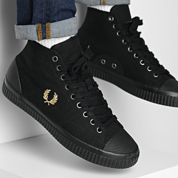  Fred Perry - Baskets Hughes Mid Canvas B8110 Black Champagne