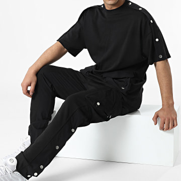 Ikao - LL604 Conjunto de camiseta negra y pantalón cargo