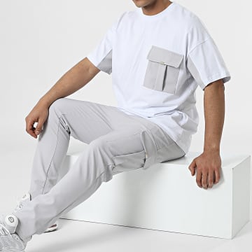  Ikao - Ensemble Tee Shirt A Poche Poitrine Et Pantalon Cargo LL615 Blanc Gris