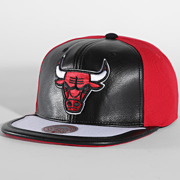  Mitchell and Ness - Casquette Snapback Day One Chicago Bulls Noir Rouge