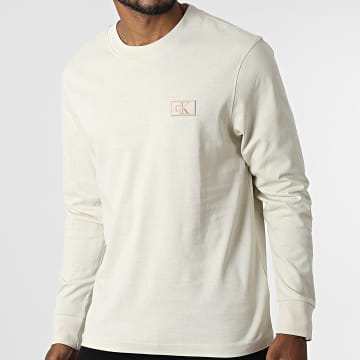  Calvin Klein - Tee Shirt Manches Longues Shrunken Badge 2198 Beige