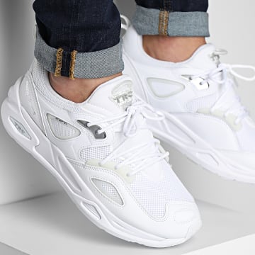  Puma - Baskets TRC Blaze Triple 384959 Puma White Puma Silver