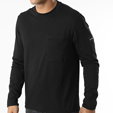  Calvin Klein - Tee Shirt Poche Manches Longues Freefit Pocket 9736 Noir