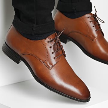  Classic Series - Chaussures 25161 Taba Antique Leather