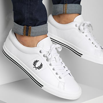  Fred Perry - Baskets Underspin Leather B4343 White