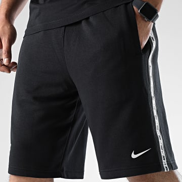  Nike - Short Jogging A Bandes Noir