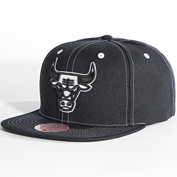 Black Clover BLCK CLVR Live Lucky EST 2008 Snapback Hat